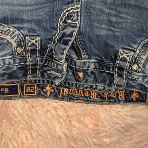 Size 28 rock revival shorts